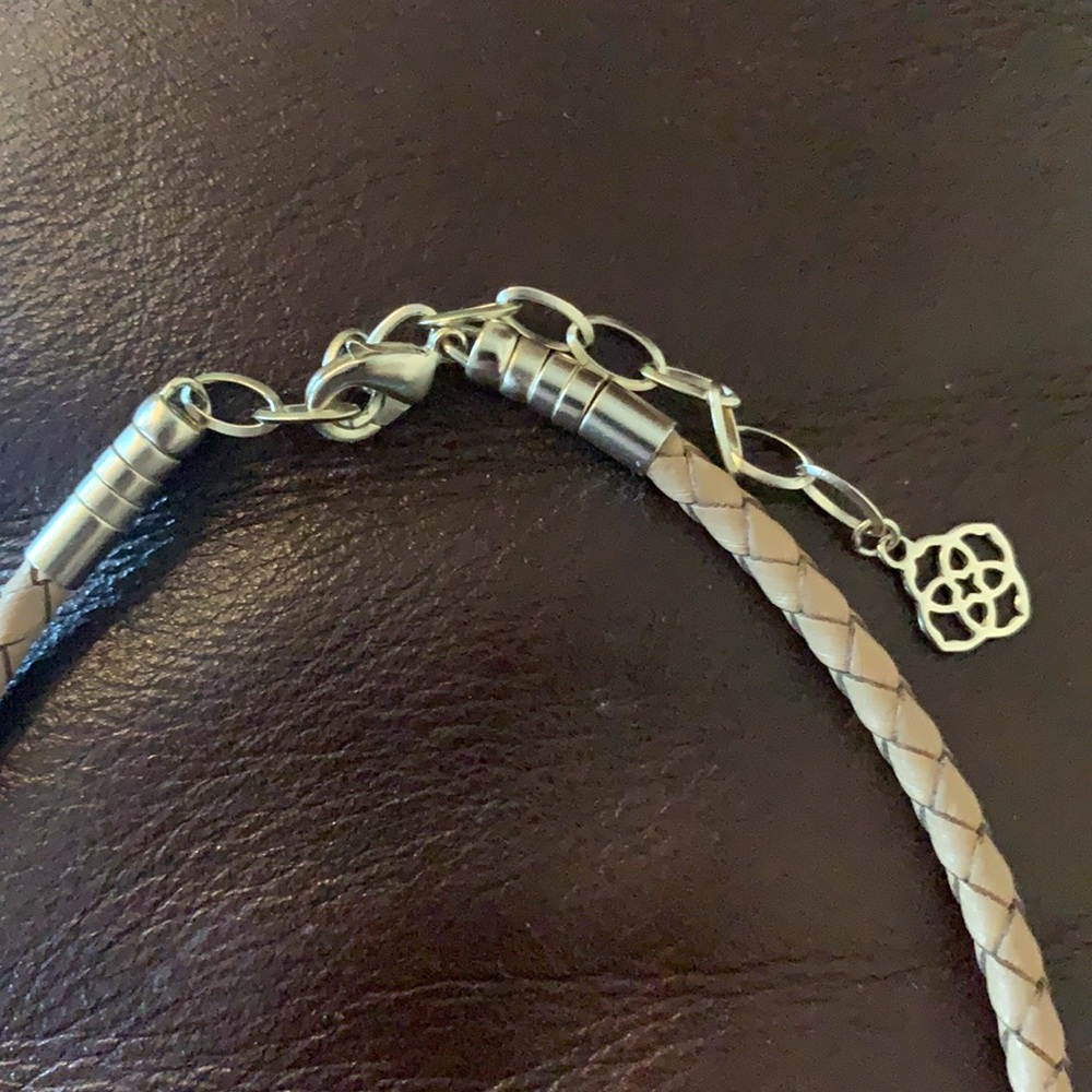 Kendra Scott - Picture 4 of 6